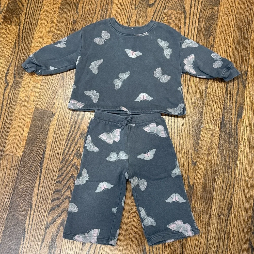 GAP Charcoal Gray Butterfly Matching Pant Set 12-18 Months